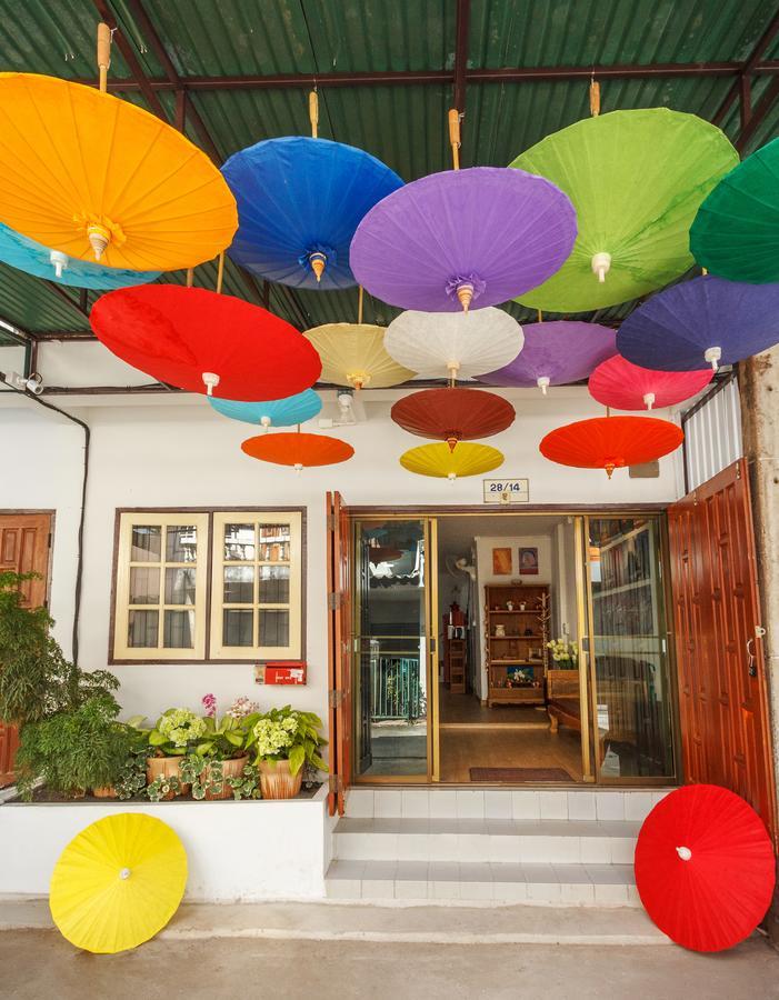 Hotel Baan Singharaj à Chiang Mai Extérieur photo
