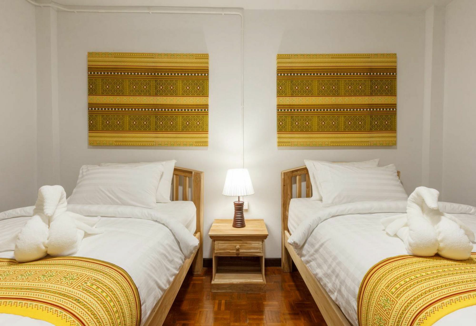 Hotel Baan Singharaj à Chiang Mai Extérieur photo